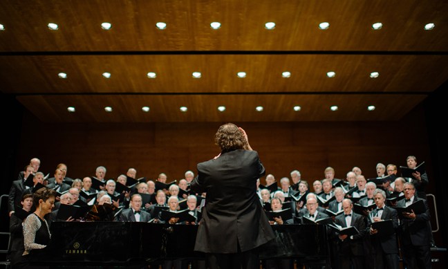 All-chorus-at-concert